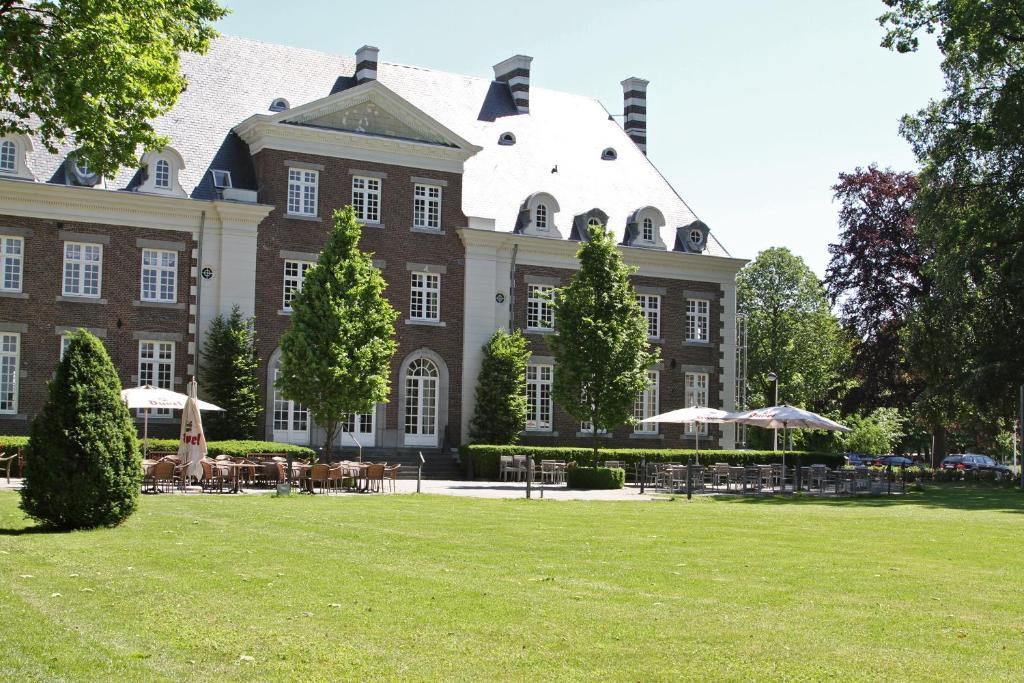 Hotel Kasteel Pietersheim Maastricht - Lanaken Exterior foto