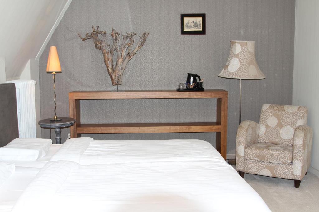 Hotel Kasteel Pietersheim Maastricht - Lanaken Habitación foto