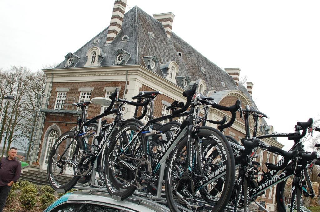 Hotel Kasteel Pietersheim Maastricht - Lanaken Exterior foto